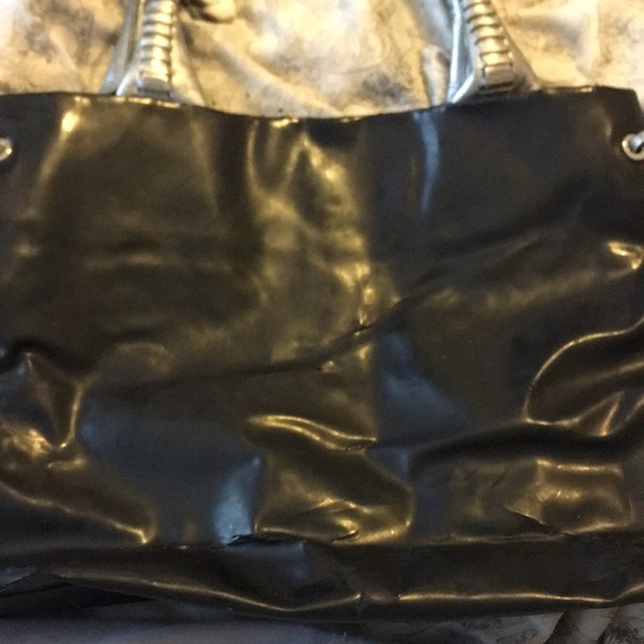 Authentic Salvatore Ferragamo bag - Picture 7 of 7